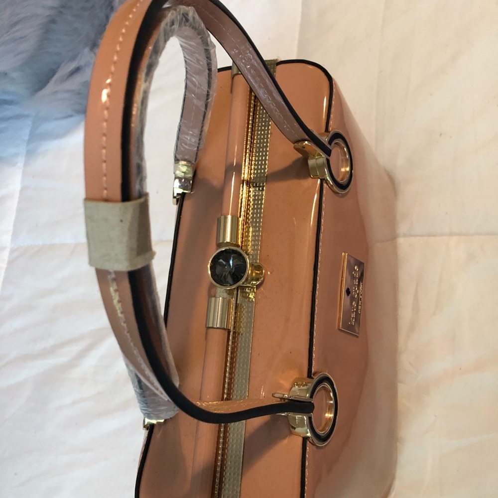 COPY - Kate Spade purse - Picture 2 of 9